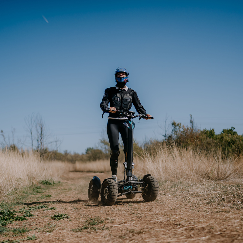 mia four 4x4 електрически скутер3