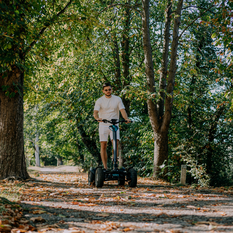 mia four 4x4 електрически скутер9